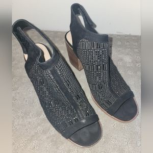 Vince Camuto Keannie Sandal